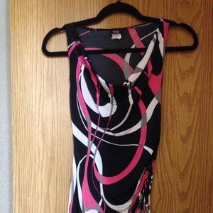 Adorable sleeveless top